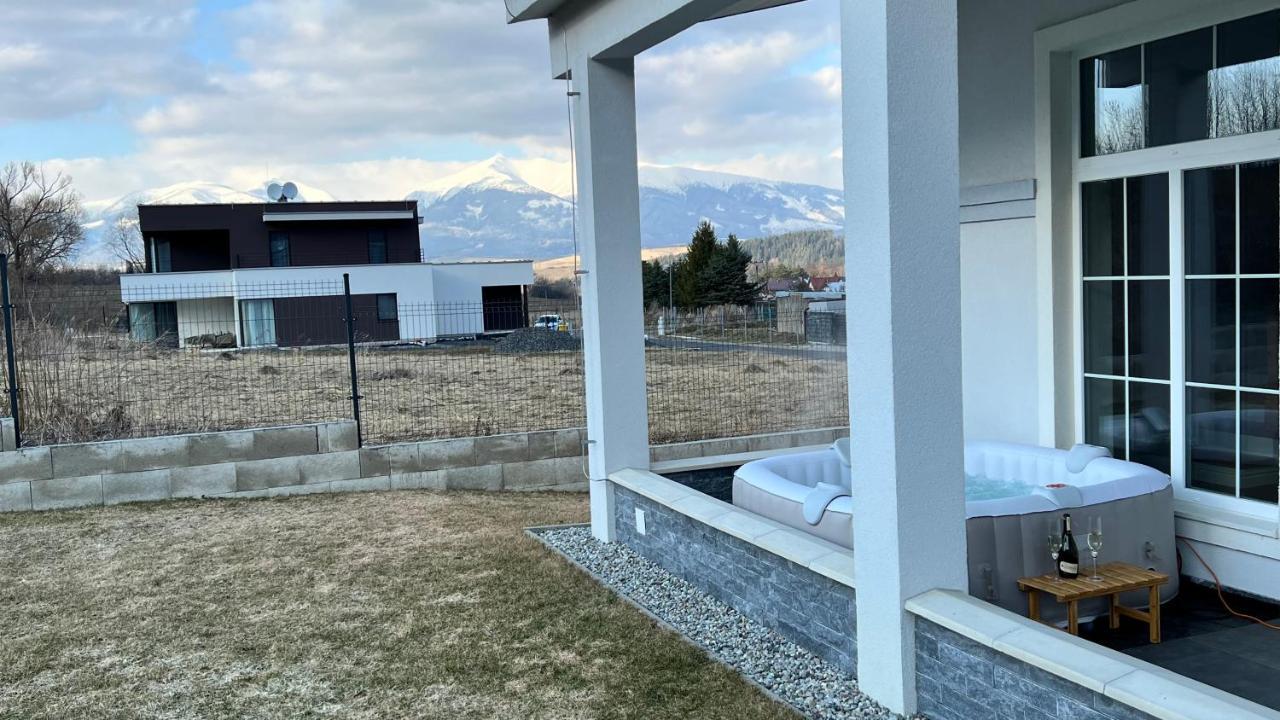 Вилла Apartmanovy Dom S Virivkou, Pod Secnom, Liptovsky Jan Липтовски-Микулаш Экстерьер фото